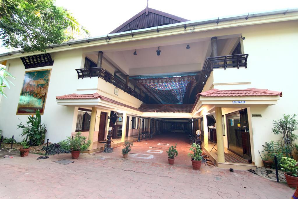 Guruvayoor Resort Guruvāyūr 外观 照片